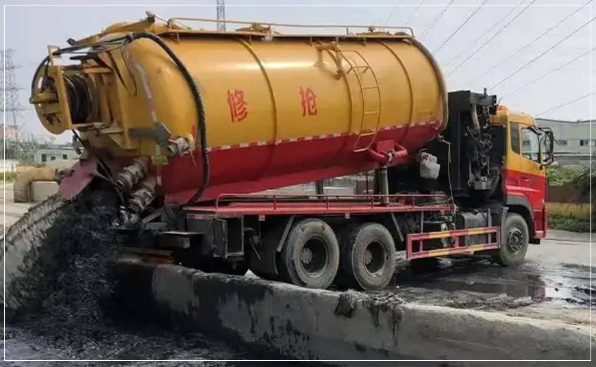 桥东沉淀池清理案例